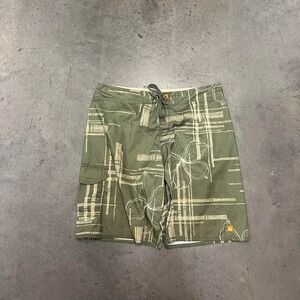 Vintage Y2K floral quiksilver board shorts‎